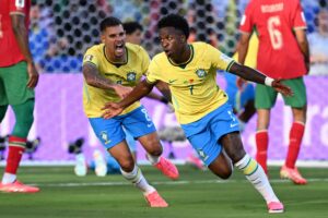 VINI JR. SALVA O BRASIL NA ESTREIA EM SELEÇÃO EMPATA COM MARROCOS NA COPA DO MUNDO