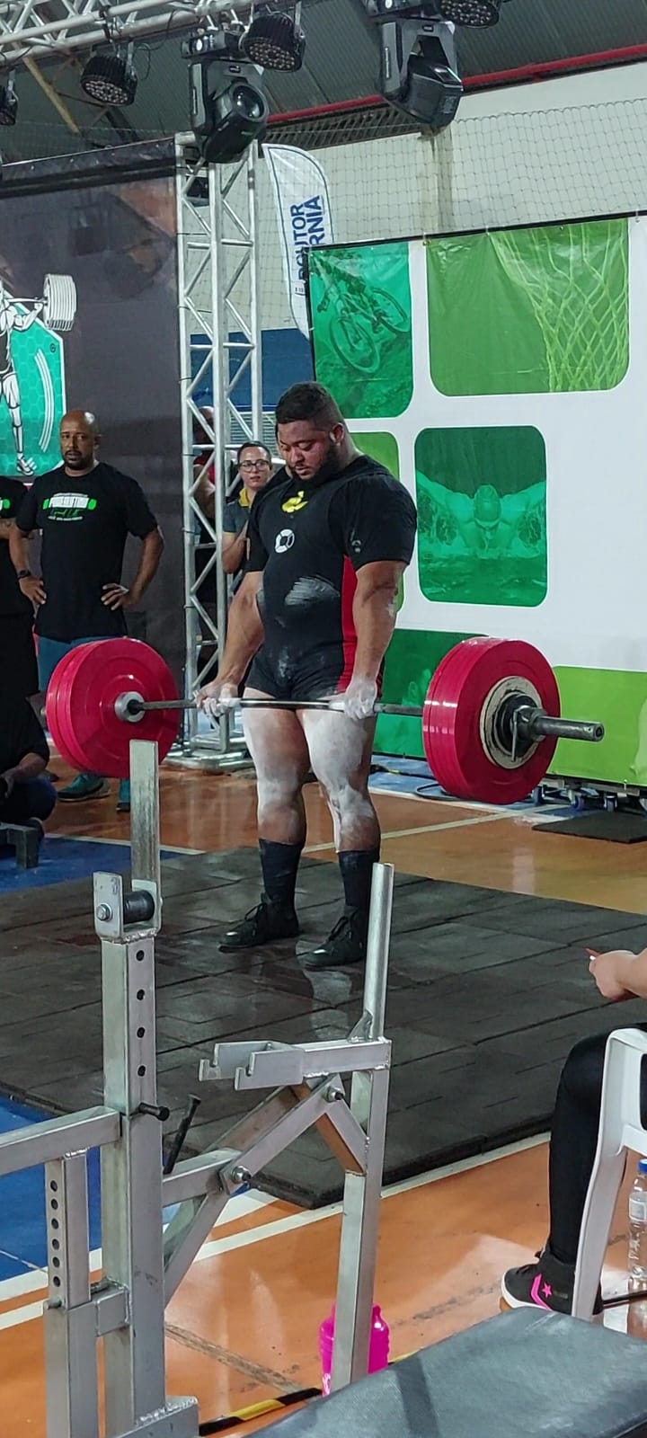 DE ITAGUARA PARA O PÓDIO DO ARNOLD SPORTS: A TRAJETÓRIA DE SUPERAÇÃO DO ATLETA DE POWERLIFTING DIEGO